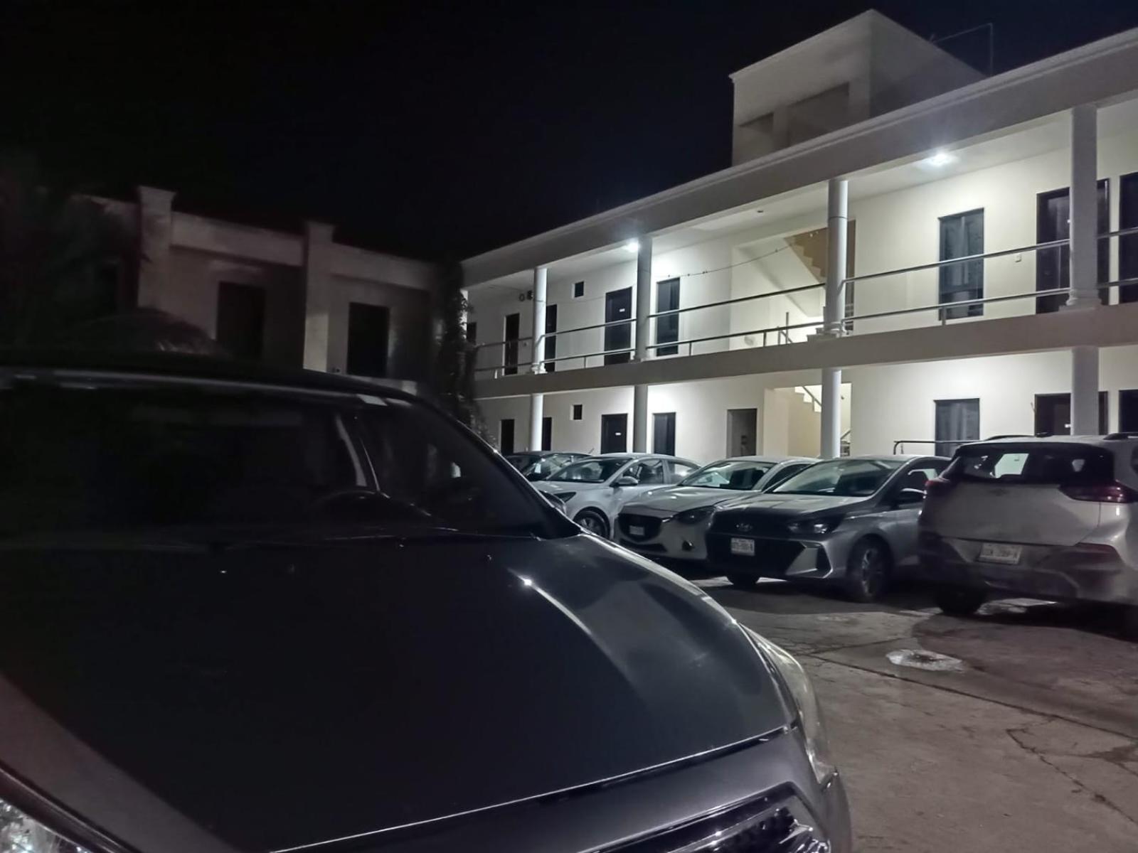 Hotel 230 Valladolid  Exteriör bild